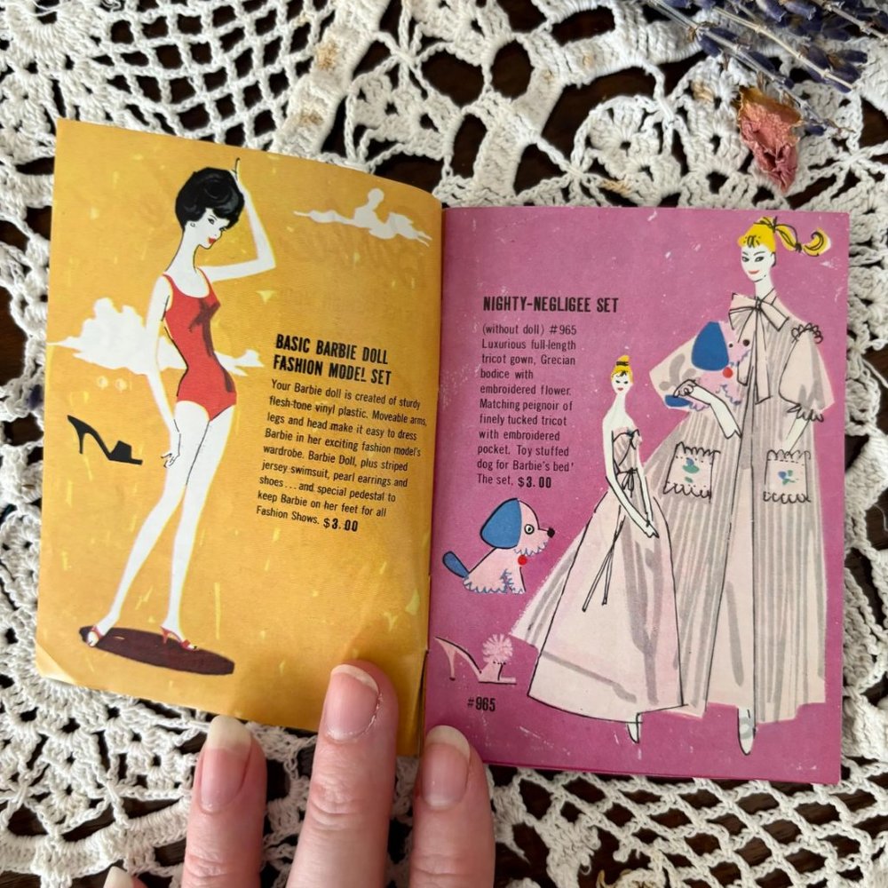 Vintage 60s Barbie and Ken Fashion Booklet Mini Fashion Magazine Mattel Doll - Picture 6 of 9